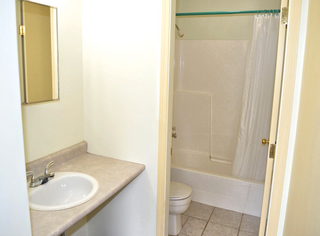 Photo 39: 14 room Motel for sale Vancouver island BC: Business with Property for sale : MLS®# 878868