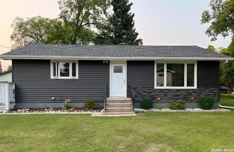 FEATURED LISTING: 120 5th Street East Nipawin