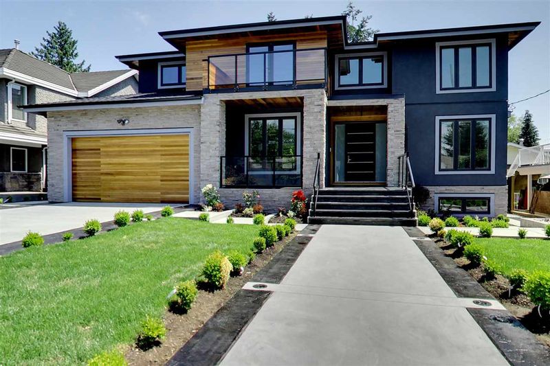 FEATURED LISTING: 813 LONGLAC Street Coquitlam
