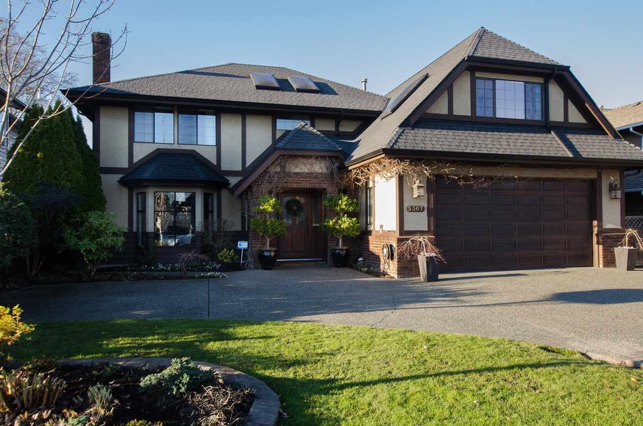 Main Photo: 5307 LAUREL Drive in Delta: Hawthorne House for sale in "VICTORY SOUTH" (Ladner)  : MLS®# R2323784