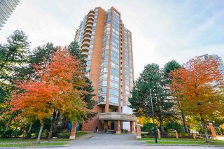 Photo 1: 2102 4350 BERESFORD Street in Burnaby: Metrotown Condo for sale in "CARLTON ON THE PARK" (Burnaby South)  : MLS®# R2584428