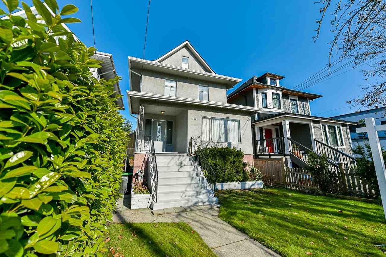 Main Photo: 171 E 28TH Avenue in Vancouver: Main House for sale (Vancouver East)  : MLS®# R2437803