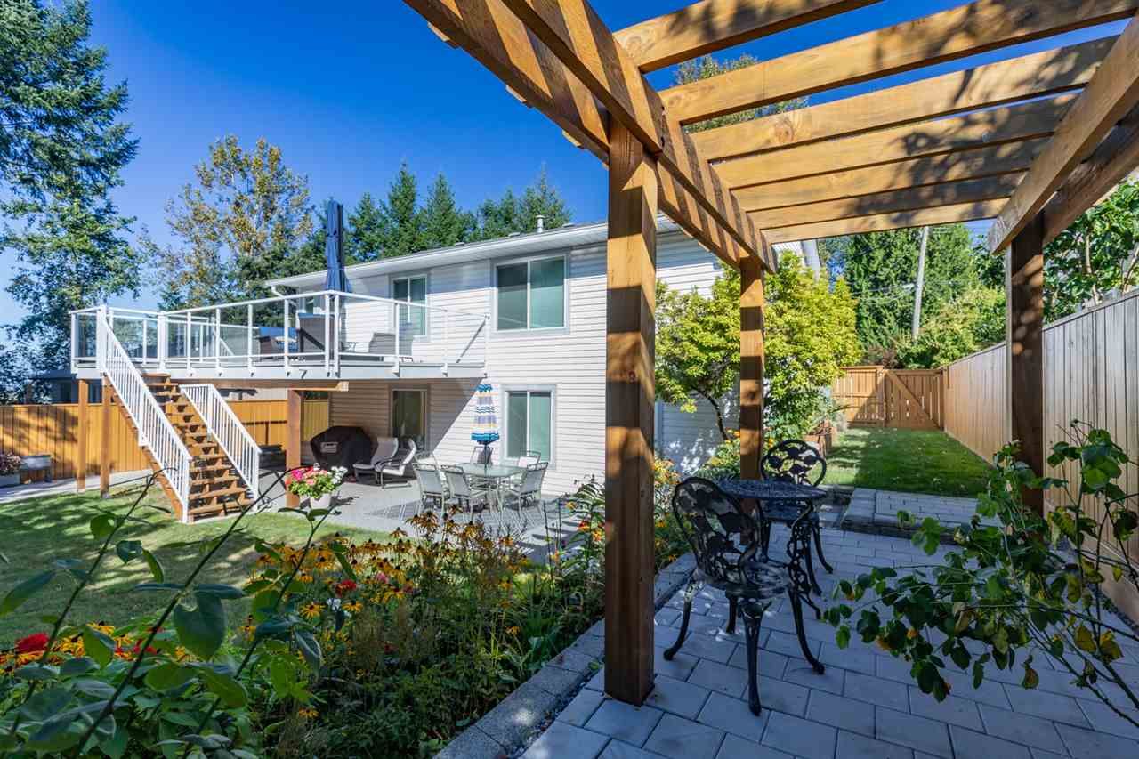 Main Photo: 3055 ASH Street in Abbotsford: Central Abbotsford House for sale : MLS®# R2496526