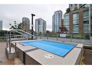 Photo 18: # 606 565 SMITHE ST in Vancouver: Downtown VW Condo for sale (Vancouver West)  : MLS®# V1086466