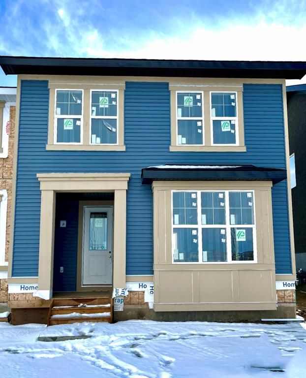 Main Photo: 153 Waterford Boulevard: Chestermere Row/Townhouse for sale : MLS®# A2023274