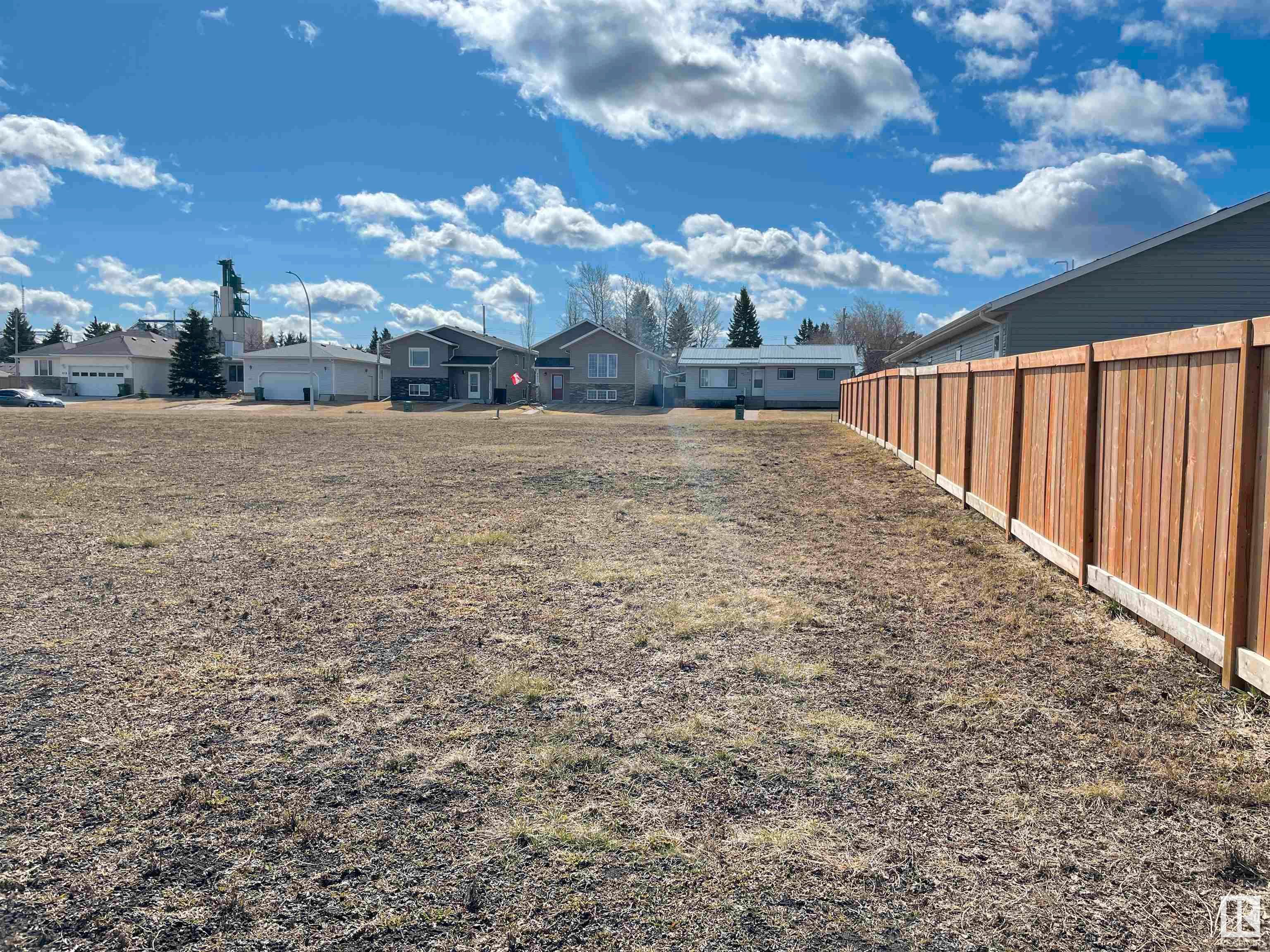 Main Photo: 9812 111 Street: Westlock Vacant Lot/Land for sale : MLS®# E4290284