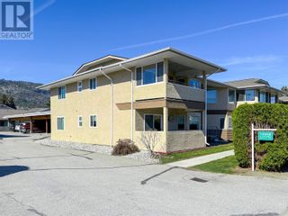 Photo 1: 14008 Victoria Road Unit# 18 in Summerland: House for sale : MLS®# 10309103