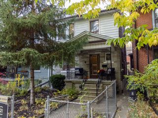 Photo 1: 8 Yarmouth Gardens S in Toronto: Annex House (2-Storey) for sale (Toronto C02)  : MLS®# C7245084