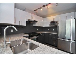 Photo 4: # 1610 14 BEGBIE ST in New Westminster: Quay Residential for sale : MLS®# V1066139