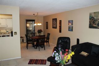 Photo 5: 310 33490 COTTAGE Lane in Abbotsford: Central Abbotsford Condo for sale in "Cottage Lane" : MLS®# R2393160
