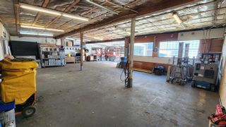 Photo 8: 412 Alpha Terr in Victoria: Vi Burnside Industrial for sale : MLS®# 945657