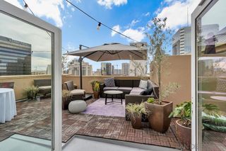 Photo 2: SAN DIEGO Condo for sale : 1 bedrooms : 350 W Ash St #1208