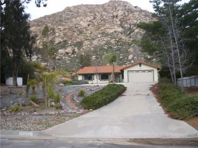 Main Photo: RAMONA House for sale : 3 bedrooms : 25440 Bellemore Drive