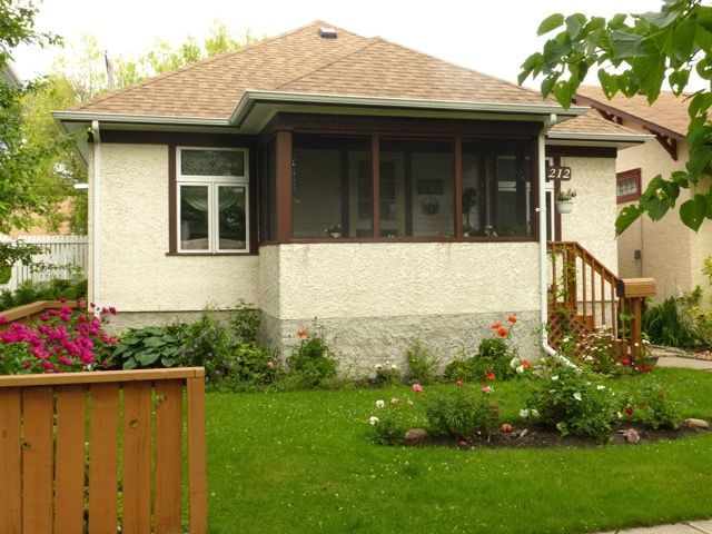 Photo 3: Photos: 212 Aubrey Street in Winnipeg: WOLSELEY Single Family Detached for sale (West Winnipeg)  : MLS®# 1519389