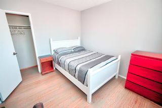 Photo 28: 3815-3817 43 Street SW in Calgary: Glenbrook Full Duplex for sale : MLS®# A2039463