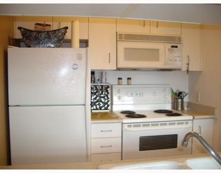 Photo 3: 1101 438 SEYMOUR Street in Vancouver: Downtown VW Condo for sale in "Conference Plaza" (Vancouver West)  : MLS®# V770890