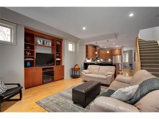 Photo 5: 2216 17A Street SW in Calgary: Bankview House for sale : MLS®# C4111759