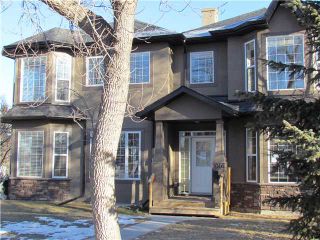 Photo 2: 1046 RUNDLE Crescent NE in CALGARY: Renfrew Regal Terrace Residential Attached for sale (Calgary)  : MLS®# C3506695