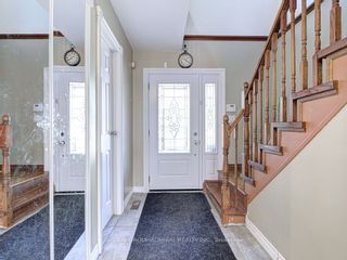 Photo 6: 92 Simmons Boulevard in Brampton: Madoc House (2-Storey) for sale : MLS®# W8453978
