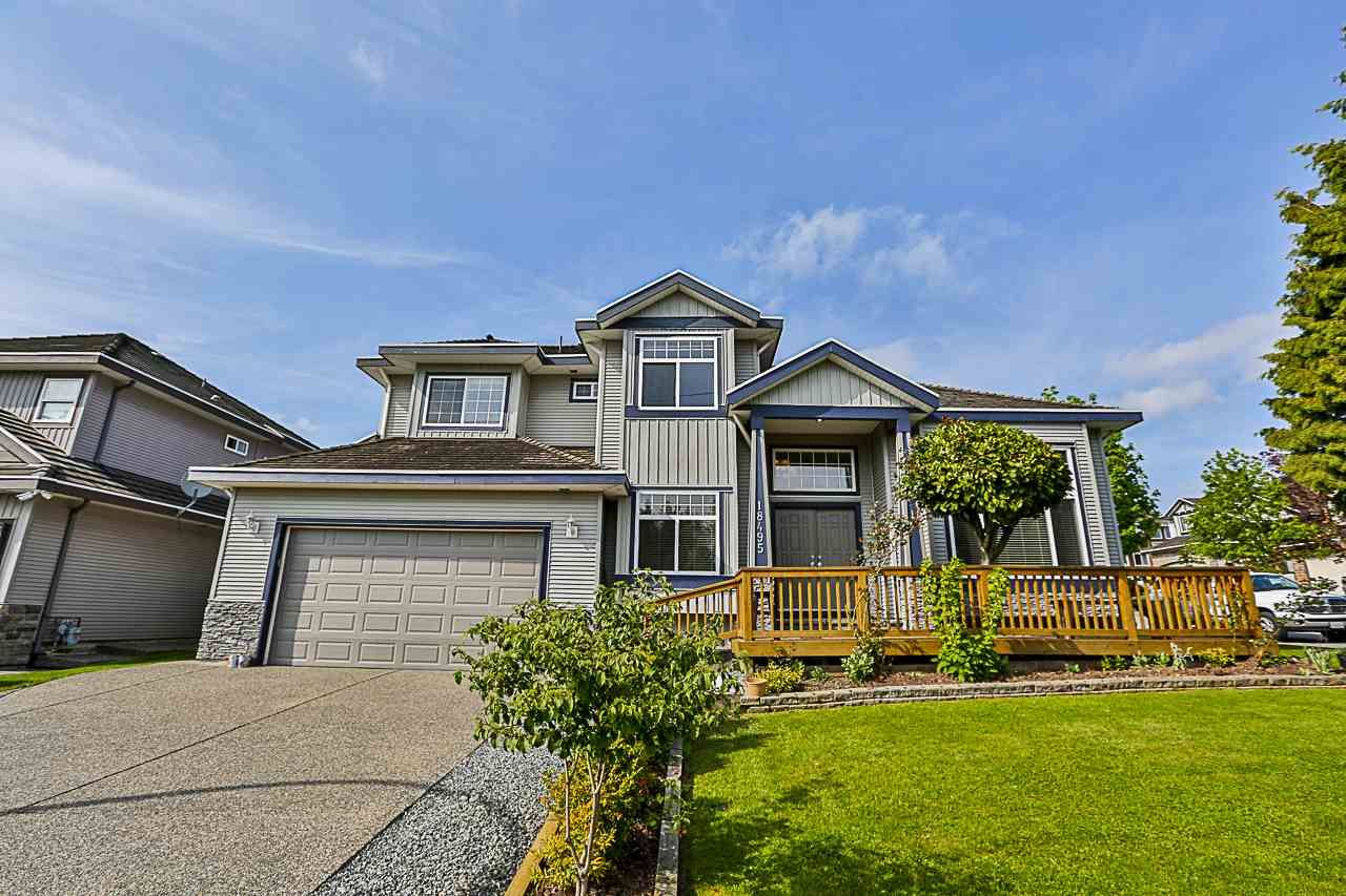 Main Photo: 18495 56 AVENUE in : Cloverdale BC House for sale : MLS®# R2272022