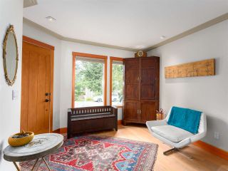 Photo 3: 2555 JURA Crescent in Squamish: Garibaldi Highlands House for sale : MLS®# R2176752