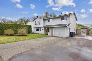 Photo 2: 34612 PEARL Avenue in Abbotsford: Abbotsford East House for sale : MLS®# R2673356