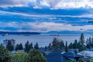 Photo 28: 2263 MATHERS Avenue in West Vancouver: Dundarave House for sale : MLS®# R2865735