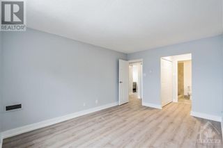 Photo 18: 2760 CAROUSEL CRESCENT UNIT#903 in Gloucester: Condo for sale : MLS®# 1325527