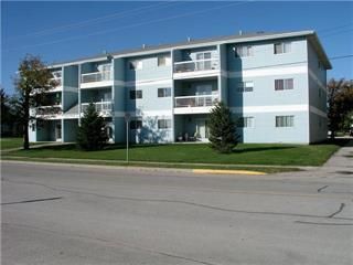 Photo 3: 106 92 Fifth Street South in Beausejour: R03 Condominium for sale : MLS®# 202403631