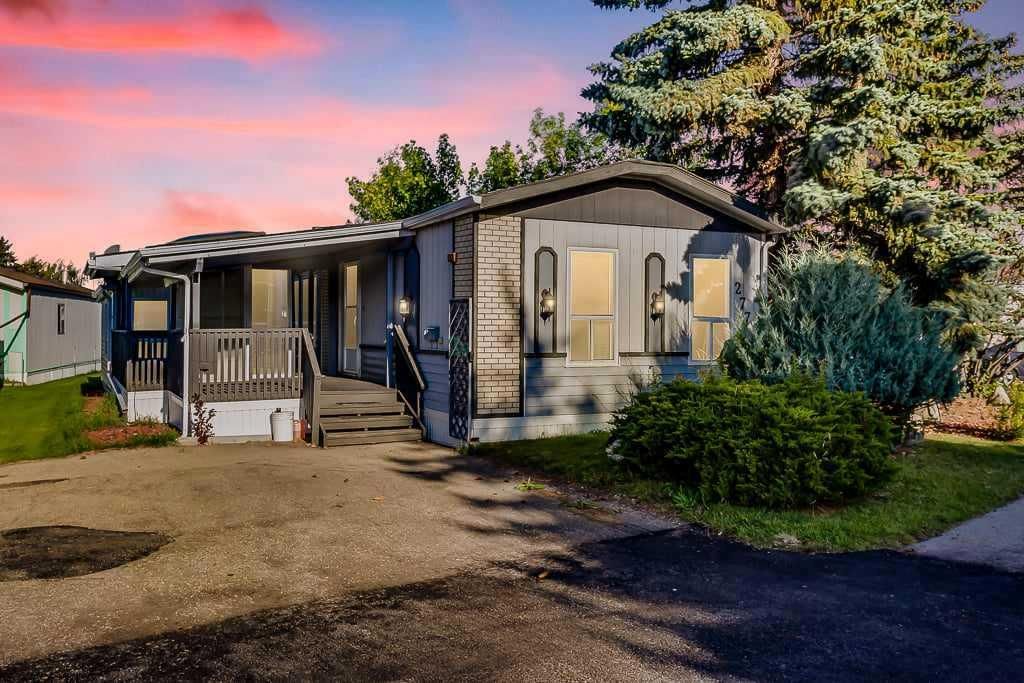Main Photo: 277 Burroughs Circle NE in Calgary: Monterey Park Mobile for sale : MLS®# A2081358