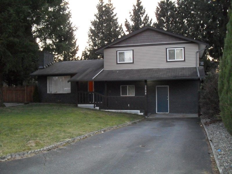 Main Photo: 2505 CAMERON Crescent in Abbotsford: Abbotsford East House for sale : MLS®# R2024382