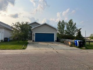 Photo 1: 108 Waterhouse Street: Fort McMurray Detached for sale : MLS®# A2099055