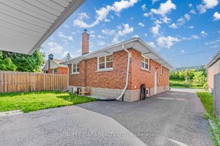 Photo 40: 304 Jackson Avenue in Oshawa: Central House (Bungalow) for sale : MLS®# E8413504