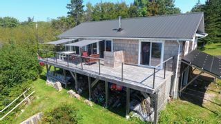 Photo 1: 1050 SANDY POINT Road in Sandy Point: 407-Shelburne County Residential for sale (South Shore)  : MLS®# 202319601