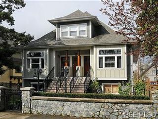 Photo 1: 5 2310 Wark St in VICTORIA: Vi Central Park Row/Townhouse for sale (Victoria)  : MLS®# 567630