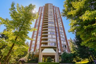 Photo 2: 1105 6888 STATION HILL Drive in Burnaby: South Slope Condo for sale (Burnaby South)  : MLS®# R2715261