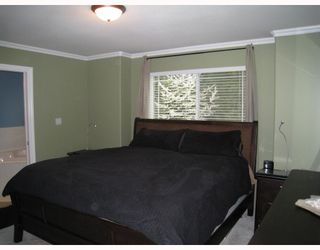 Photo 10: 11367 CREEKSIDE Street in Maple_Ridge: Cottonwood MR House for sale (Maple Ridge)  : MLS®# V764890