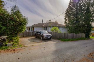 Photo 2: 4724 MAHON AVENUE in Burnaby: Deer Lake Place House for sale (Burnaby South)  : MLS®# R2360325