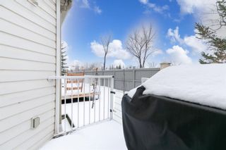 Photo 4: 190 Mt Aberdeen Manor SE in Calgary: McKenzie Lake Row/Townhouse for sale : MLS®# A1188950