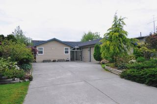 Photo 1: 20875 125TH Avenue in Maple Ridge: Northwest Maple Ridge House for sale in "CHILCOTIN" : MLS®# V890482