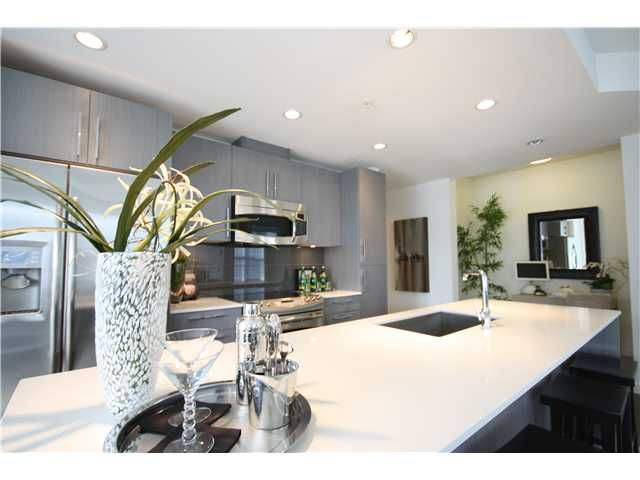 Main Photo: 203 3479 Wesbrook Mall in Vancouver: University VW Condo for sale (Vancouver West)  : MLS®# V909606