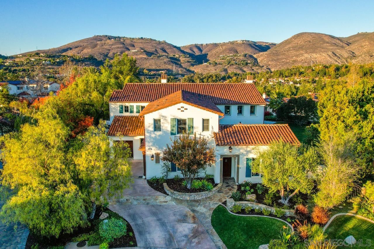 Main Photo: RANCHO SANTA FE House for sale : 5 bedrooms : 16805 Stagecoach Pass in San Diego