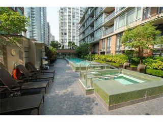 Photo 12: 816 788 RICHARDS Street in Vancouver: Downtown VW Condo for sale in "L'Hermitage" (Vancouver West)  : MLS®# V1019644
