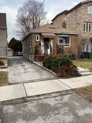 Photo 1: 40 Torrens Avenue in Toronto: Broadview North House (Bungalow) for lease (Toronto E03)  : MLS®# E4691965