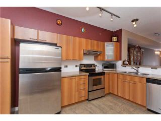 Photo 2: 136 2000 Panorama Drive in Port Moody: Heritage Woods PM Townhouse for sale : MLS®# v949150