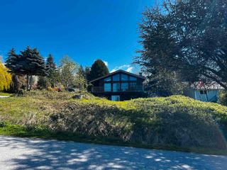 Photo 34: 5129 CHAPMAN Road in Sechelt: Sechelt District House for sale in "Davis Bay Neighbourhood" (Sunshine Coast)  : MLS®# R2853124