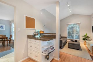 Photo 9: 37 900 W 17TH Street in North Vancouver: Mosquito Creek Townhouse for sale in "Foxwood Hills" : MLS®# R2503930