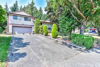 Photo 1: 6315 195B Street in Surrey: Clayton House for sale (Cloverdale)  : MLS®# R2293404