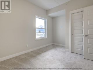 Photo 14: 5640 51st Street Unit# 303 in Osoyoos: House for sale : MLS®# 10305867