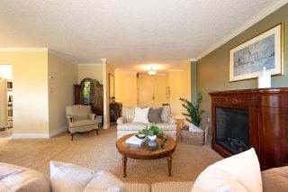Photo 3: 301 5555 YEW Street in Vancouver: Kerrisdale Condo for sale in "Carlton Towers" (Vancouver West)  : MLS®# R2784998